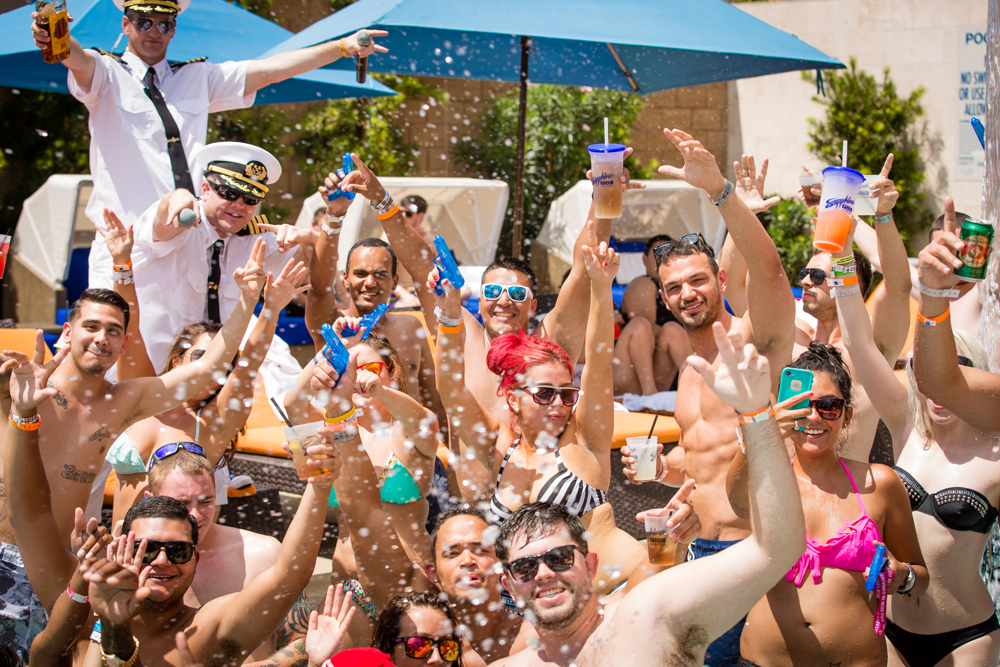 Top 5 Reasons To Do A Vegas Pool Party!